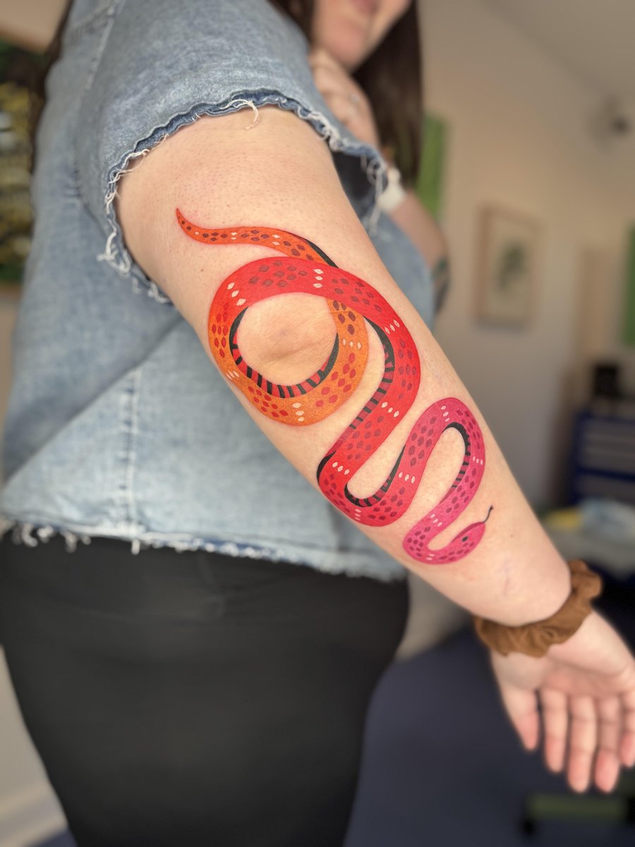 Photo of the tattoo titled Hot and Cold Snakes Design