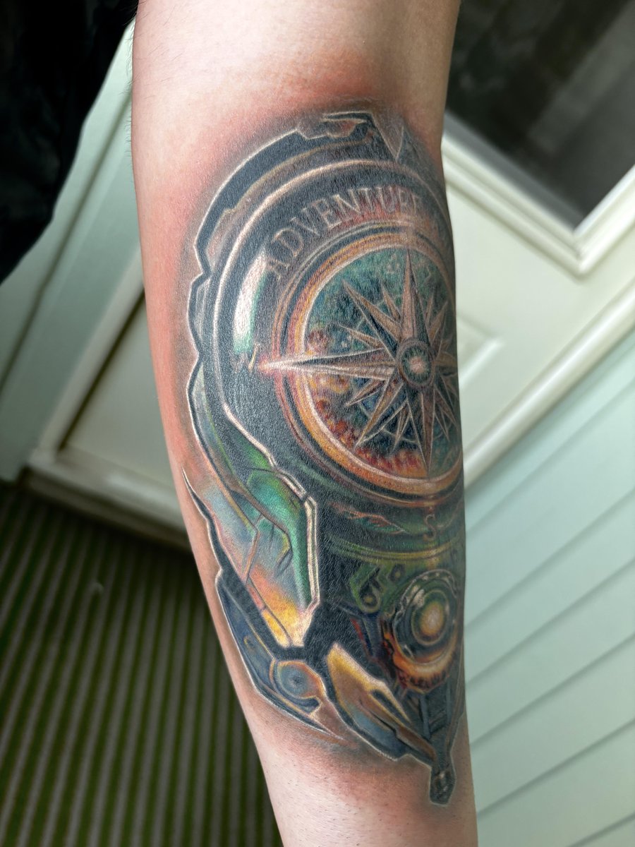 Photo of the tattoo titled Sci-fi Compass Rose