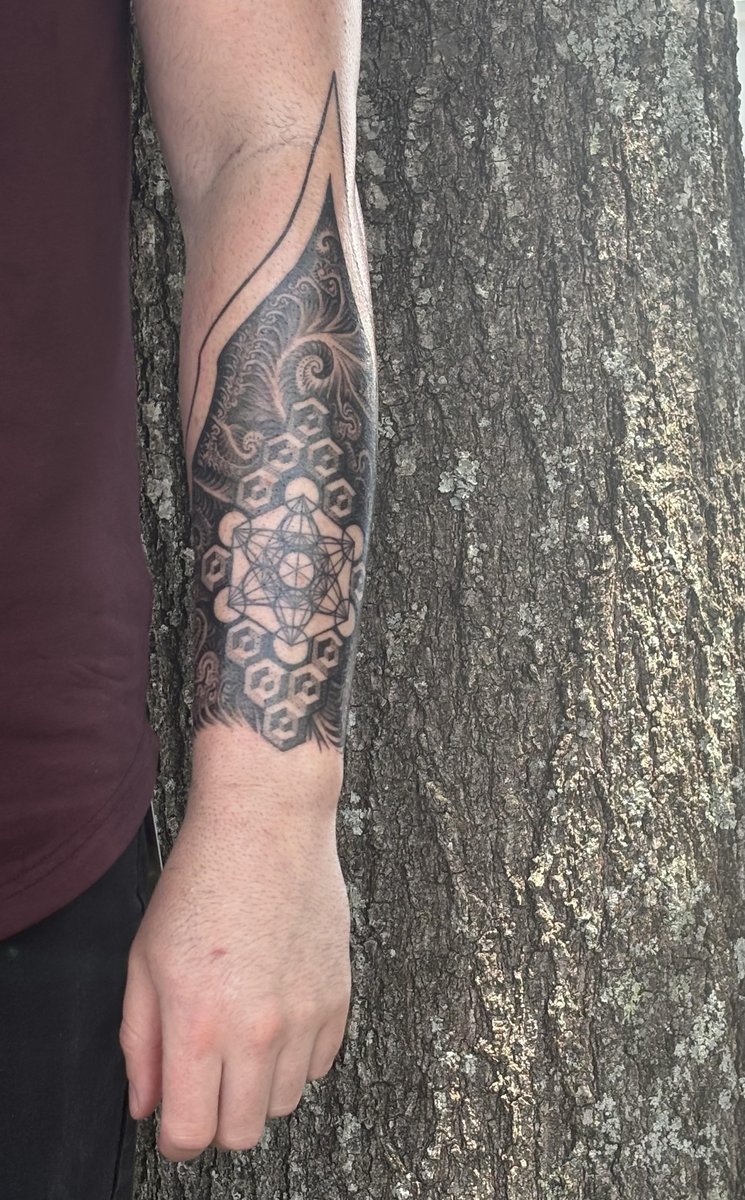 Photo of the tattoo titled First Metatron's Cube & Fractals