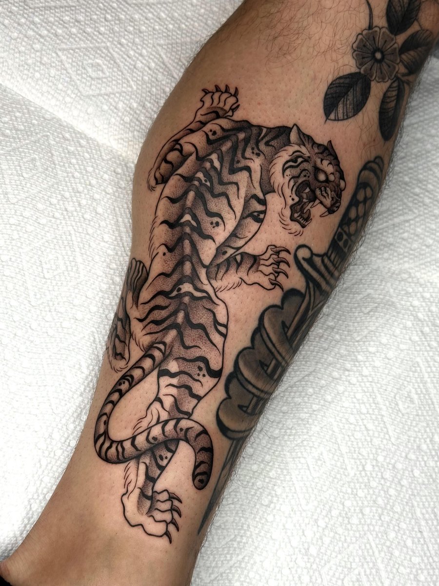 Photo of the tattoo titled Psych Tiger by Carlos Abad