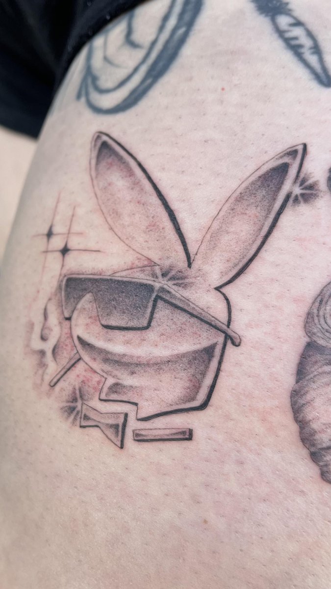 Photo of the tattoo titled Delicate floral single needle