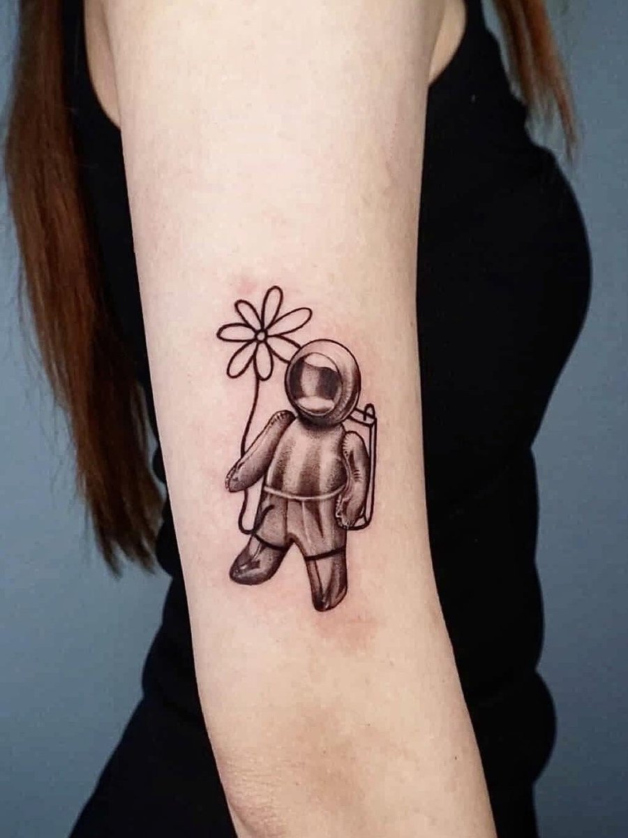 Photo of the tattoo titled Embracing the Unknown Journey