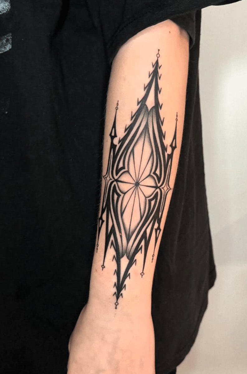 Photo of the tattoo titled Amazing Gothic Ornamental Tattoo