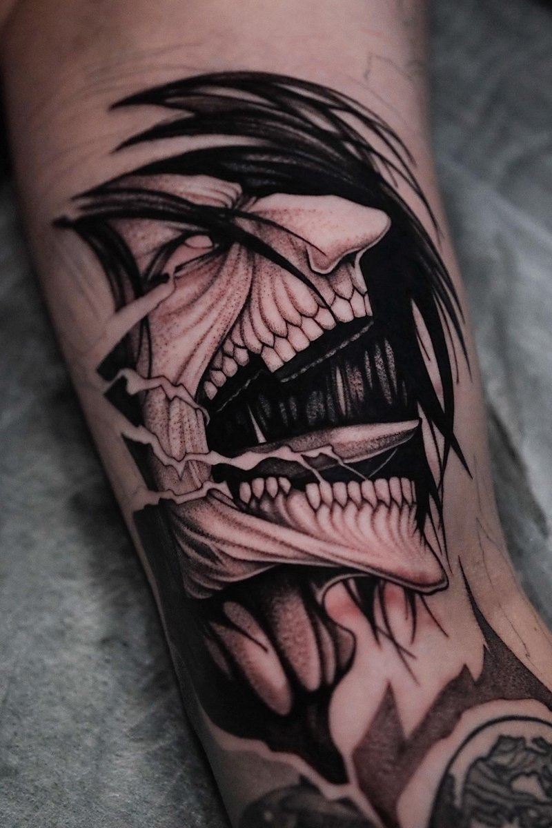 Photo of the tattoo titled Titan Attack Design