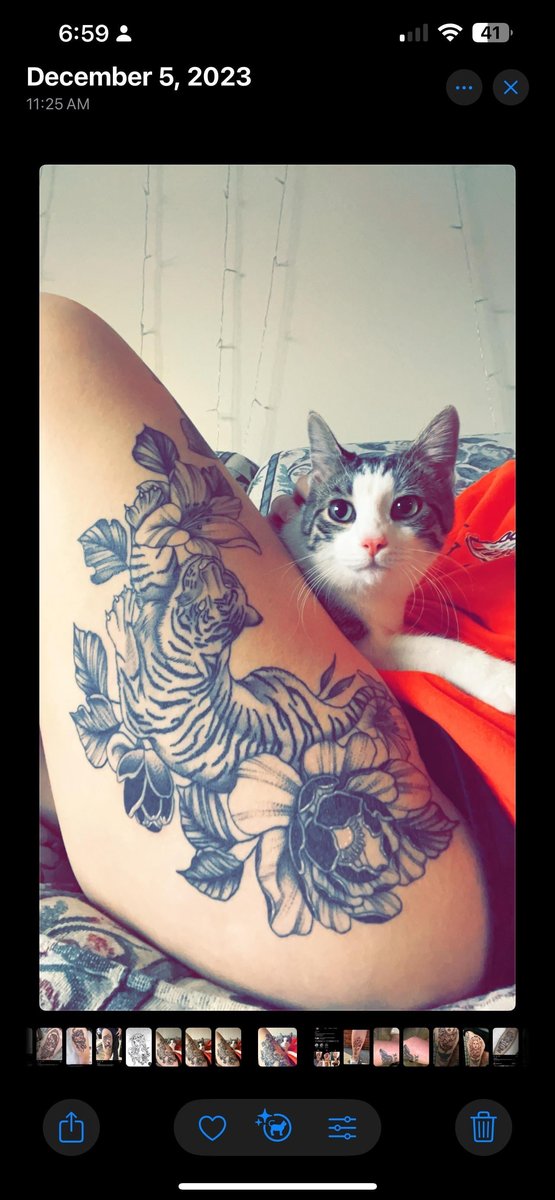 Photo of the tattoo titled Seeking Unique Knee Tattoo Design