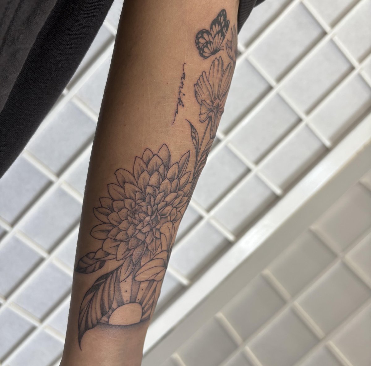 Photo of the tattoo titled Floral Scar Cover-Up Transformation